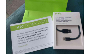 HTC is giving free Type-C cables and UH-OH protection to all those who pre-ordered the HTC 10