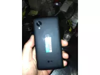 Google Nexus 5 makes another appearance in leaked images with first look at Android 4.4 Kitkat