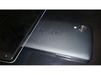 Nexus 5 makes another appearance in leaked image, will feature nano SIM card slot