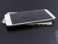 Is this the iPhone 6 with a large display and zero bezels?