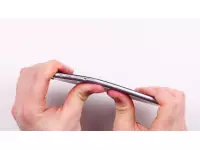 See the iPhone 6 Plus getting bent on video, its not the phablet you were hoping for