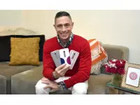 Jonathan Adler designed Moto X Pure collection going on sale in December