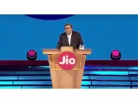Reliance Jio 4G announcement cost Airtel and Idea Rs. 13,500 crores