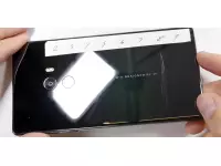Xiaomi Mi Mix goes through horrifying bend and scratch test, you won't believe what happens!