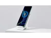 OnePlus Warp Charge 30 Wireless Charger price is Rs.3,990 in India.