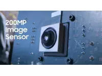 Samsung showcases 200MP ISOCELL HP1 sensor by printing a Cat image on 616 square meter-sized canvas