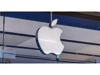 Apple iPhone Roadmap Reveals Up to 7 Models by Fall 2027, Including Foldable and 20th Anniversary Edition